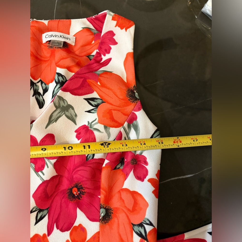Calvin Klein Floral Print Hibiscus Belted
A Line Sleeveless Midi Dress Size 2 - Picture 10 of 11